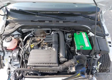 2018 Volkswagen Jetta 1.4T Se/1.4T Wolfsburg Edition из США, поврежденный, VIN 3VWDB7AJXJM261479